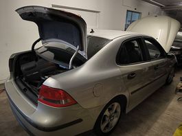 Saab 93 Aero  2.0 Automat  Ersatzteilspender 