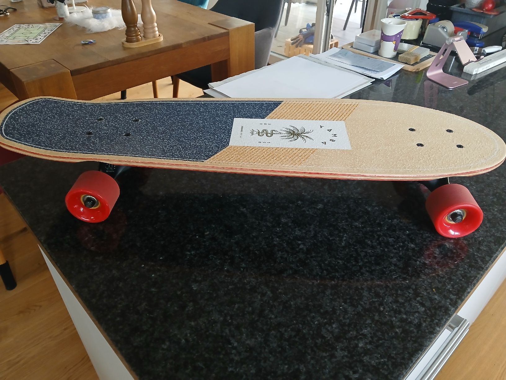 Decathlon Skateboards: Skateboard Longboard von Decathlon – Gebraucht aus Fislisbach von Quirlig07
