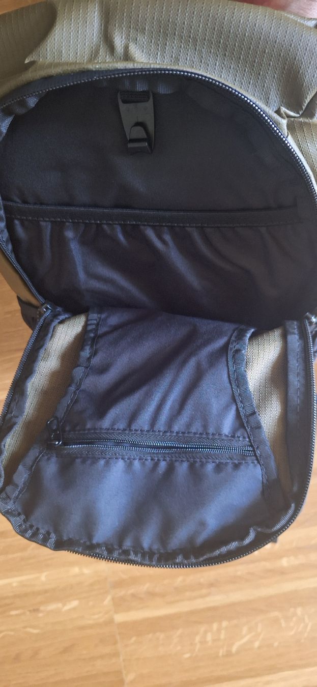 Puma Zaini: Puma SE4SONS Trail Running Rucksack 6L – Nuovo (secondo la descrizione) da Zürich venduto da asrith 3