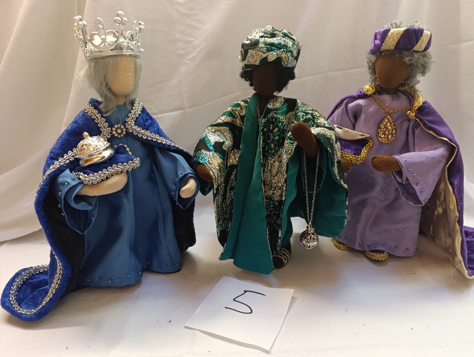 Statuette: Schwarzenberger Krippenfiguren 3 Könige  – Nuovo (secondo la descrizione) da Oberarth venduto da sil_9dfs
