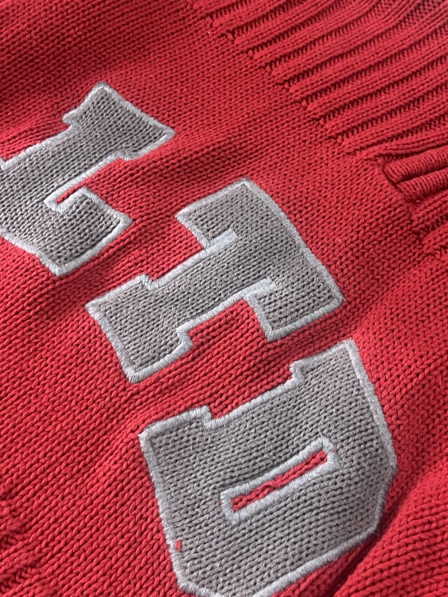 Pulls & Sweat-shirts: Strickpullover rot mit Reissverschluss Grösse 176 – D'occasion à St. Gallenkappel par Iillifee 1