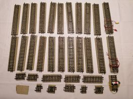33 Schienen gerade H0 Märklin, mit Anschlusskabel 3 Stück