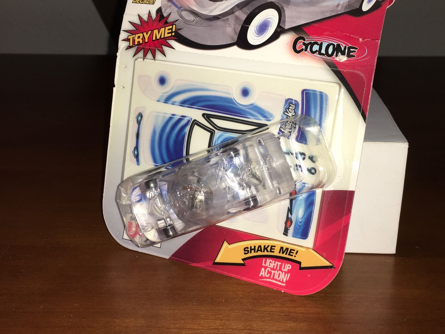 Hot Wheels Modellini d'auto: Cyclone Krazy Kars 1/64 Marble Racers – Nuovo (secondo la descrizione) da Wohlen AG venduto da PrivatSammlung 1