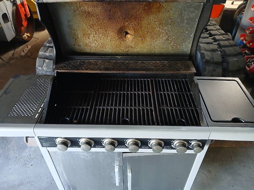 Griglie: Grill a gas – Usato da Gordola venduto da tes_mm2y 1