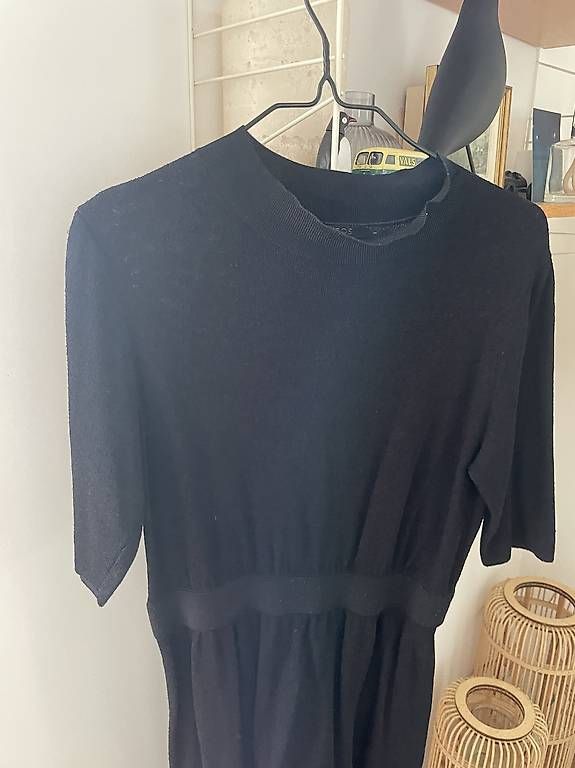 Kleider: Cos Kleid taille S – Gebraucht aus Renens VD von siric1996 1