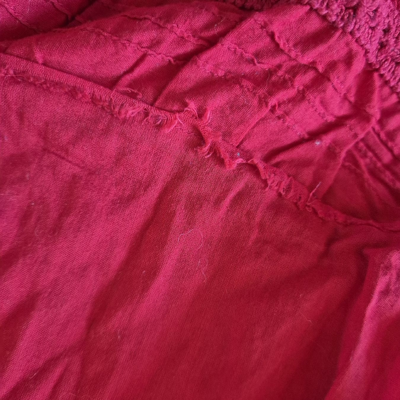 Top: top rouge  – Usato da Genthod venduto da Lenas9 3