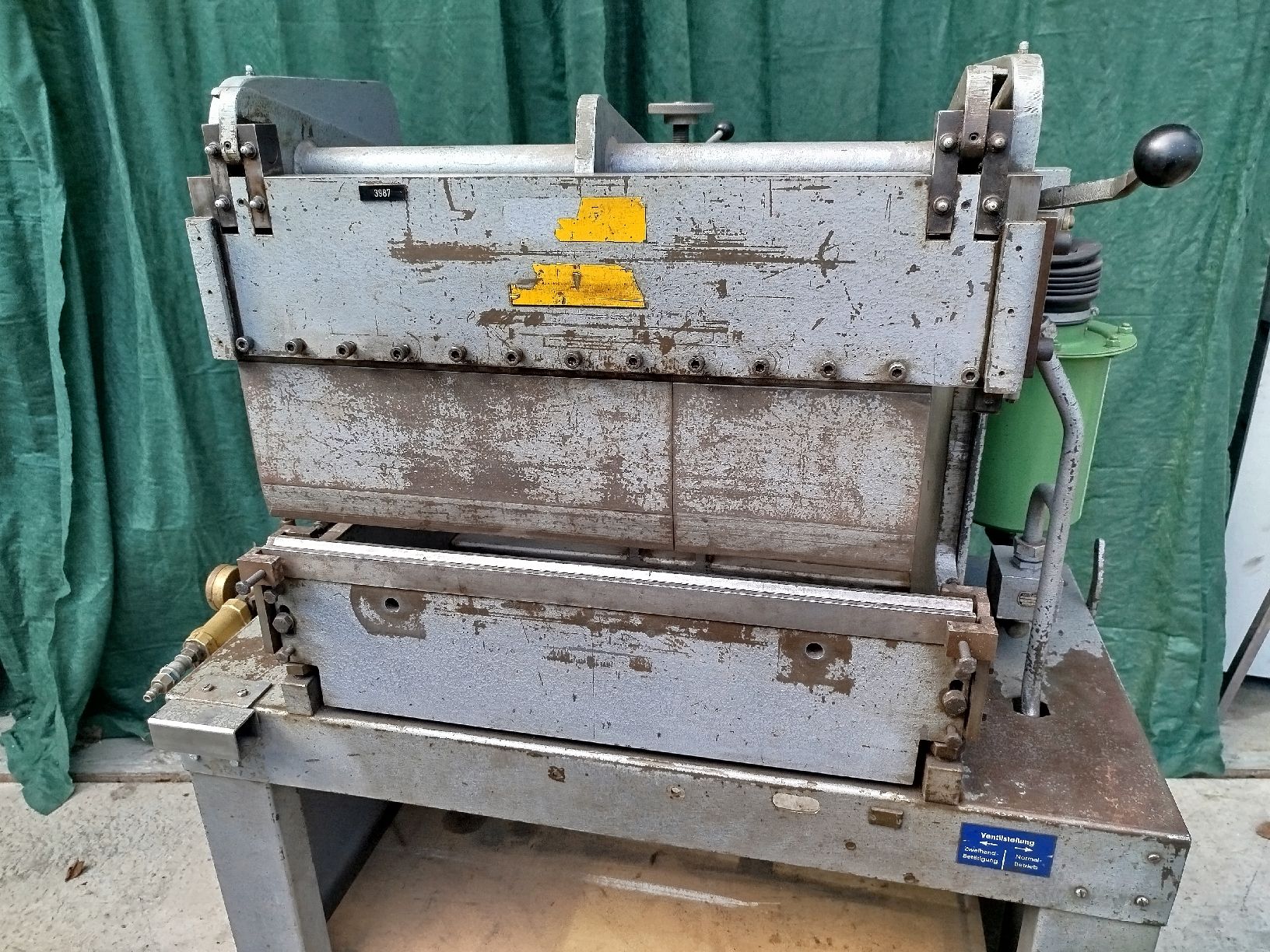 Toutes les machines: Abkantpresse Hamburger – D'occasion à Illnau par Metall8320 1