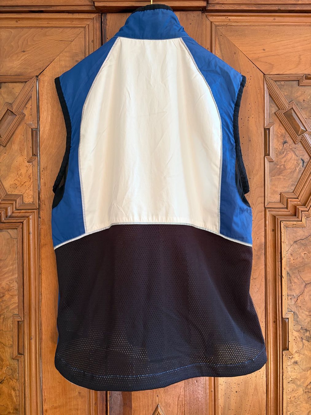 Nike Gilets: NIKE Weste  Gr. M  Zustand: Perfect – D'occasion à Interlaken par Bona55 8