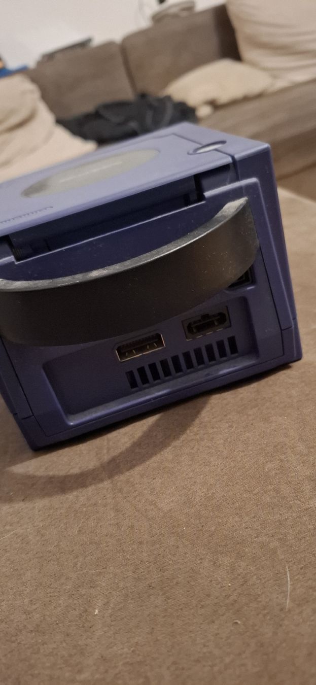 Nintendo Console: Nintendo Gamecube + Controller und 2 Spiele – Usato da Tann venduto da fla_f6wq 3