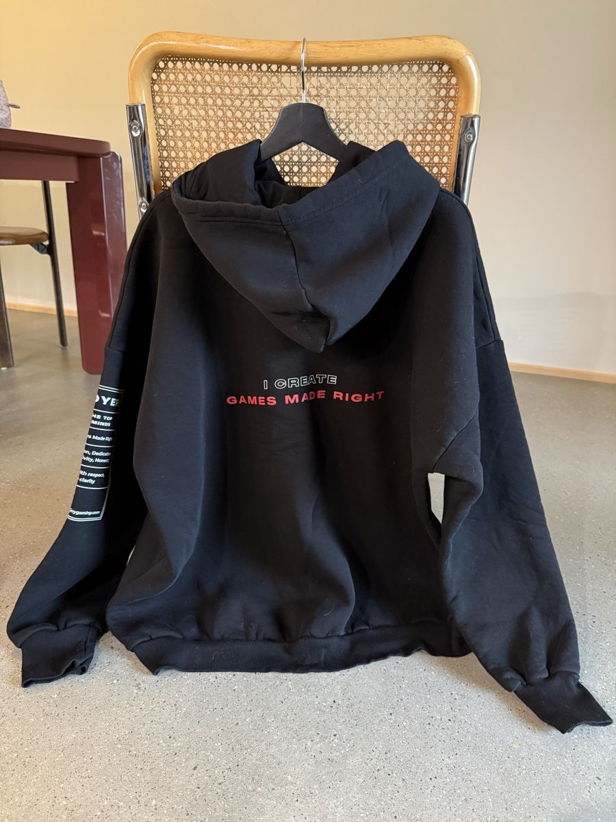 Pullover & Sweatshirts: Black Hoodie - Size L/XL – Neu (gemäss Beschreibung) aus Langenthal von vik_v5ml 1