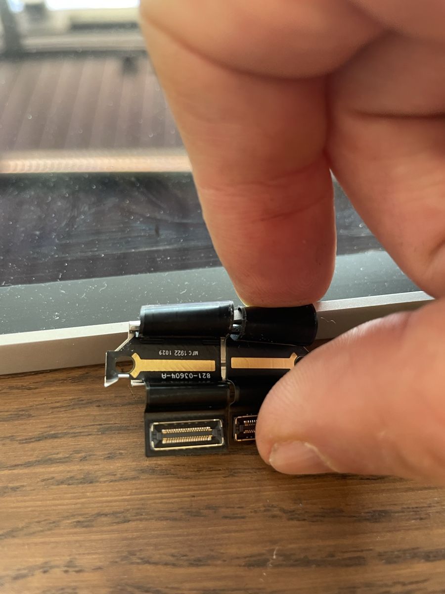 Apple Notebook: MacBook pro Display teil Defekt (A2779, A2992) – Difettoso da Näfels venduto da NOXION 1