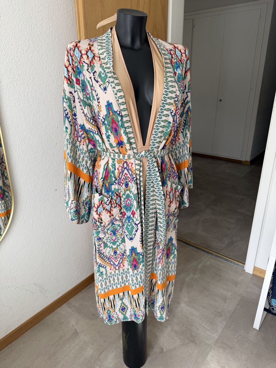 Zara Vestiti: Kleid kimono Zara gr.S – Nuovo (secondo la descrizione) da Samedan venduto da lau_q8yh 2