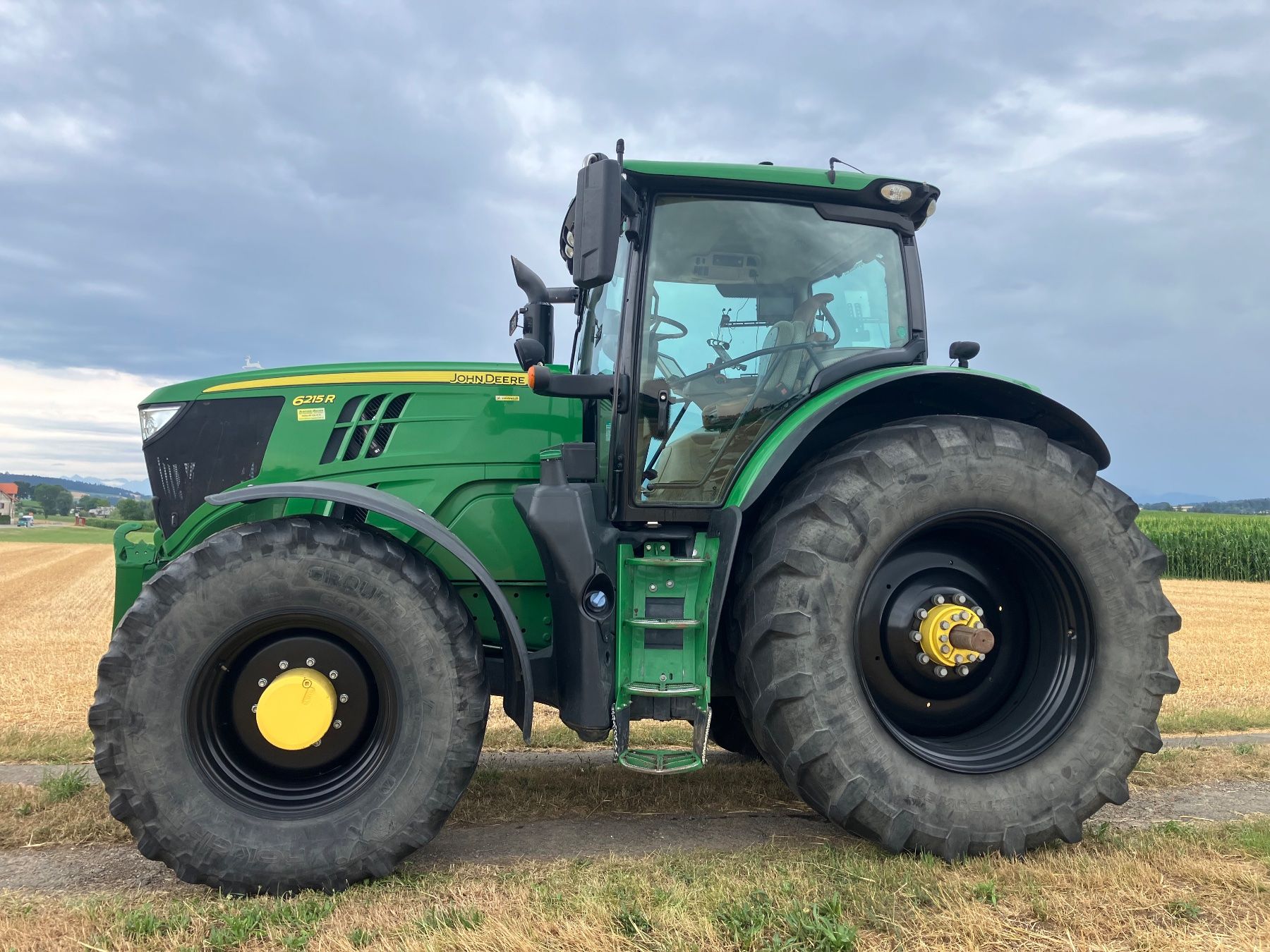 John Deere Traktoren: John Deere 6215 R – Gebraucht aus Grosswangen von werkstatt6022 1