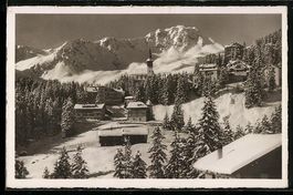 Arosa, Vom Schnee bedeckte Ortschaft mit