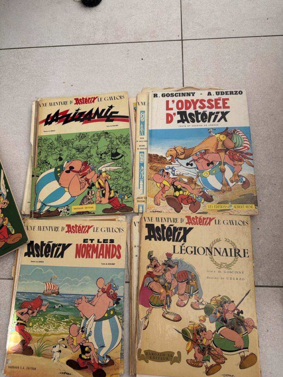 Fumetti: Asterix Comics Collection Bundle assorted volumes – Usato da Martigny venduto da Jacoosh1234 3