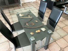 Glastisch von Völker Design mit 6 Stühlen in Echtleder