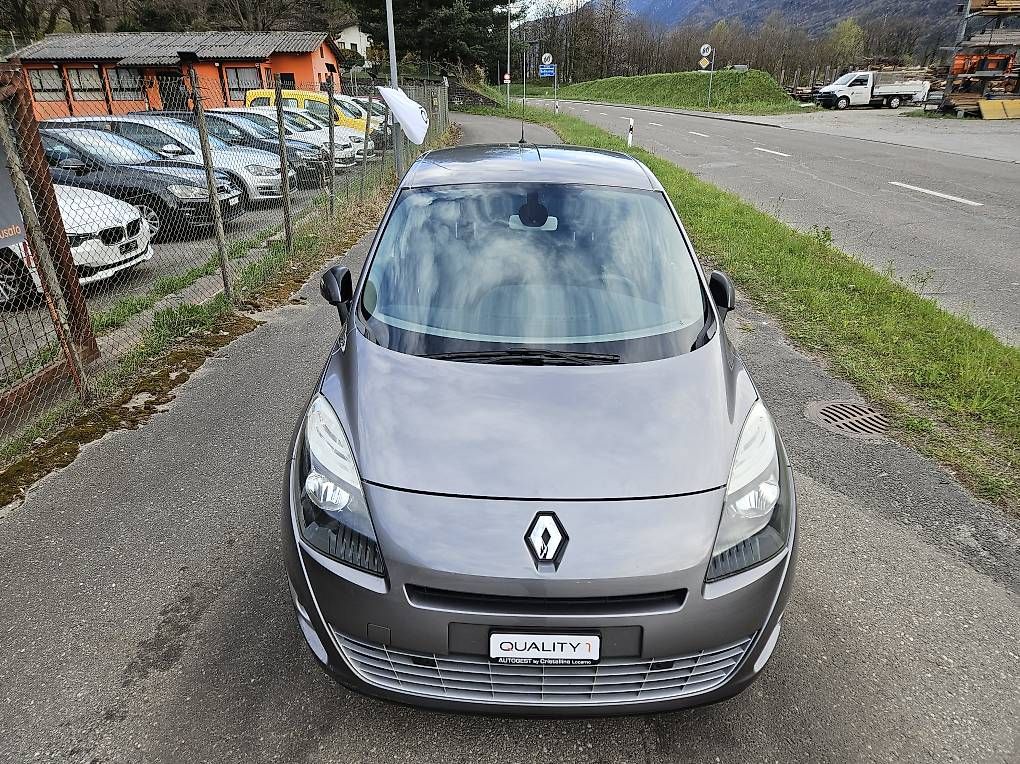 Autos: RENAULT SCENIC 7 POSTI  – D'occasion à Biasca par autolowcost 2