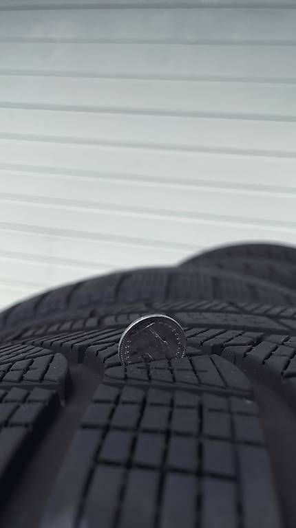 Pneumatici & Ruote complete: Winterreifen Pirelli BMW  – Usato da Beckenried venduto da ath_9qz5 2