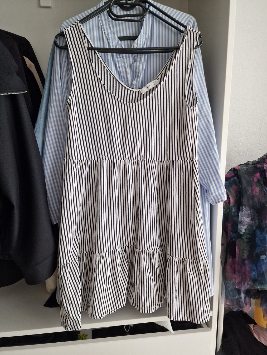 Mango Kleider: Mango kleid – Gebraucht aus Altishausen von ter_58nj