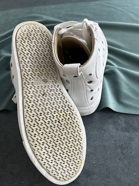 Scarpe da donna: hermes sneakers gr 39 – Usato da Hildisrieden venduto da Inna71 3