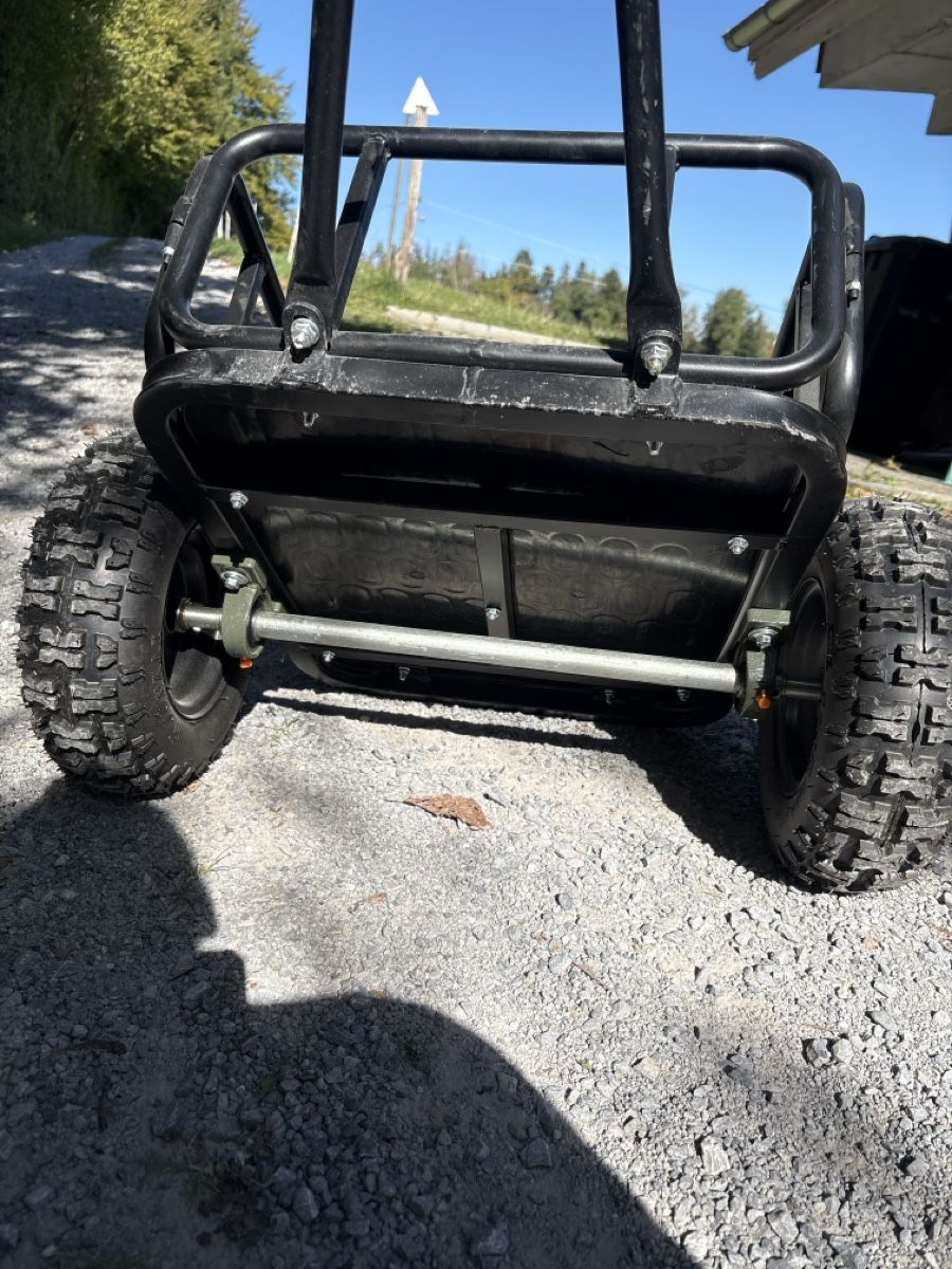 Rimorchi: Kleiner robuster Anhänger – Usato da Oetwil am See venduto da Aldox108 3