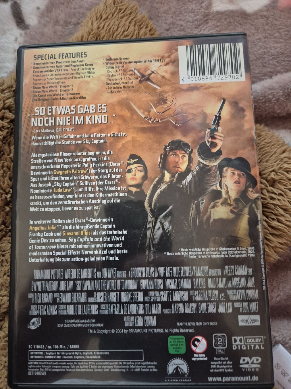 Tutti i DVDs: DVD Sky Captain - Special Collector's Edition – Usato da Elsau venduto da 1995staub 1