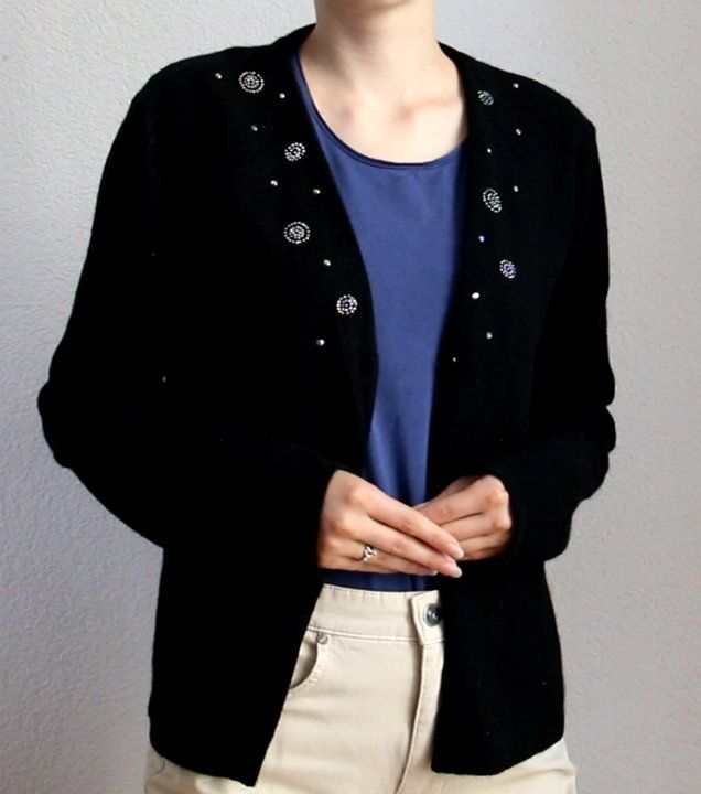 Alba Moda Giacche: Schwarze Strickjacke mit eleganten Glitzersteinen Gr. 36 – Usato da Luzern venduto da Simona15 1