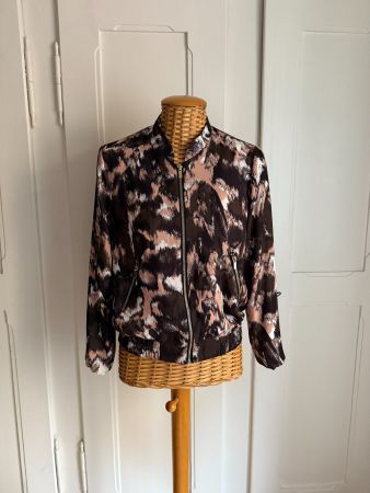Bomberjacke gemustert leicht 34