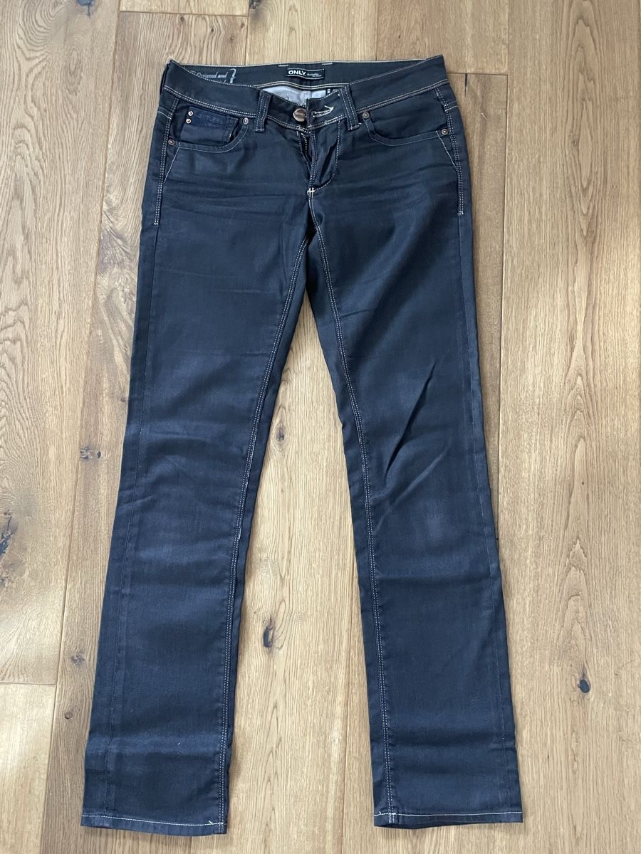 Only Jeans: Only Jeans schwarz, W28/L34 – Usato da Sissach venduto da Gaemma