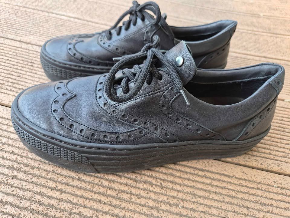 Damenschuhe: Chaussures – Neu und originalverpackt aus Agiez von chouchanelle 5