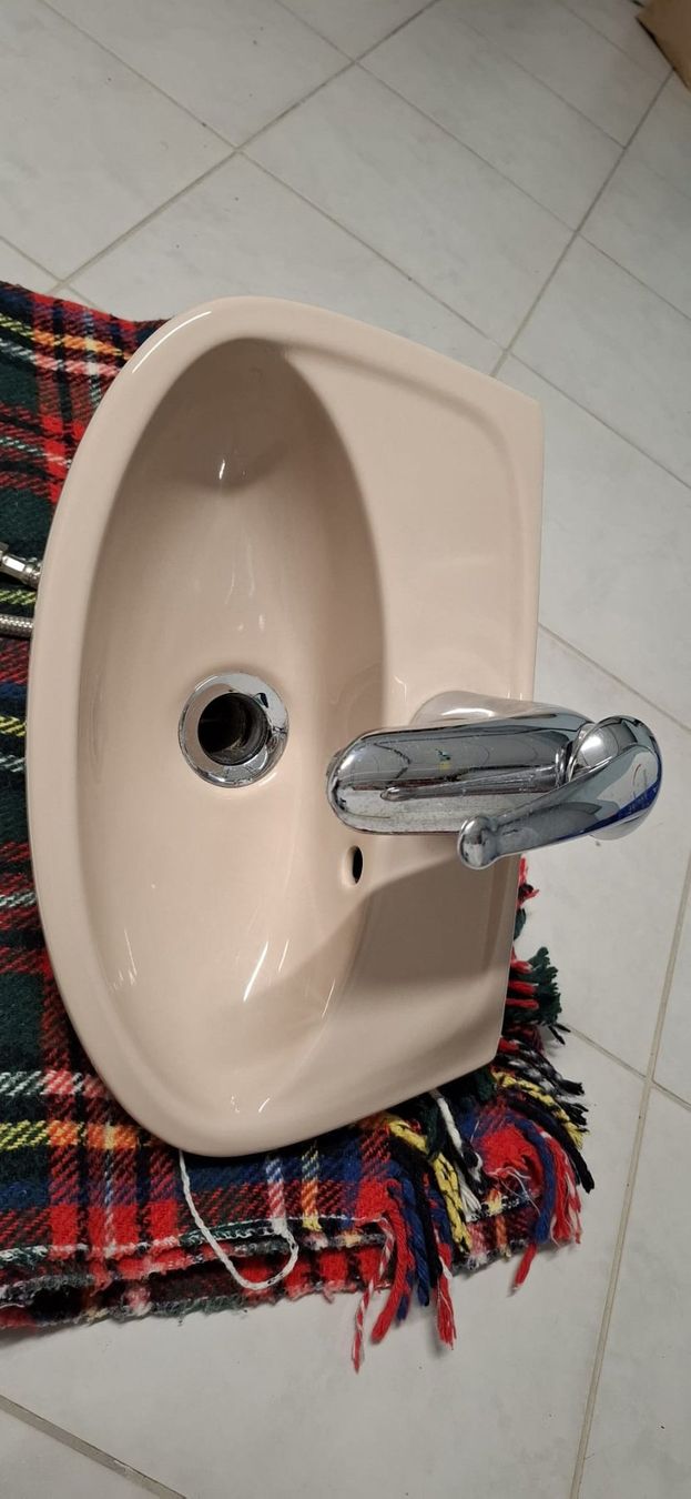 Lavabi & lavandini: Lave-main  ( lavabo ) – Usato da Tavannes venduto da tavannes5