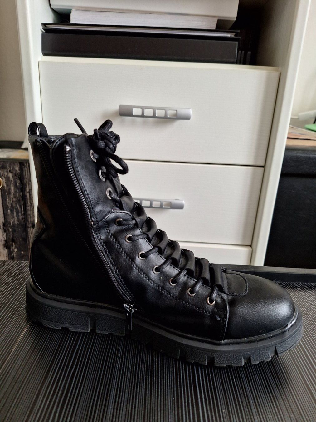 Bugatti Scarpe da donna: Coole Schnürboots Gr. 38 Bugatti – Usato da Worb venduto da nfsolutions 3