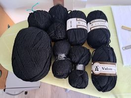 schwarze Wolle