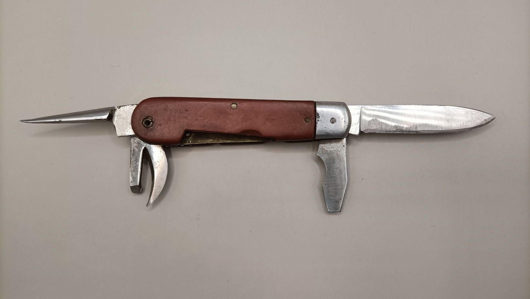 Coltelli tascabile: couteau type militaire Messer Typ Militär – Usato da Pampigny venduto da Calypso06 1