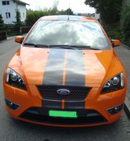 Oranger Ford Focus ST 2.5 Liter