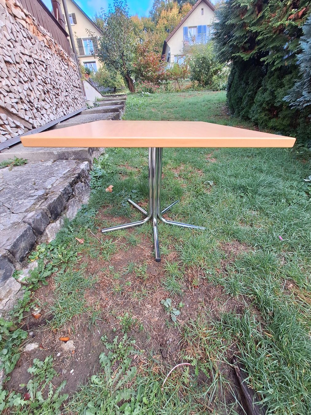 Tables: Tisch – D'occasion à Zofingen par riwi54