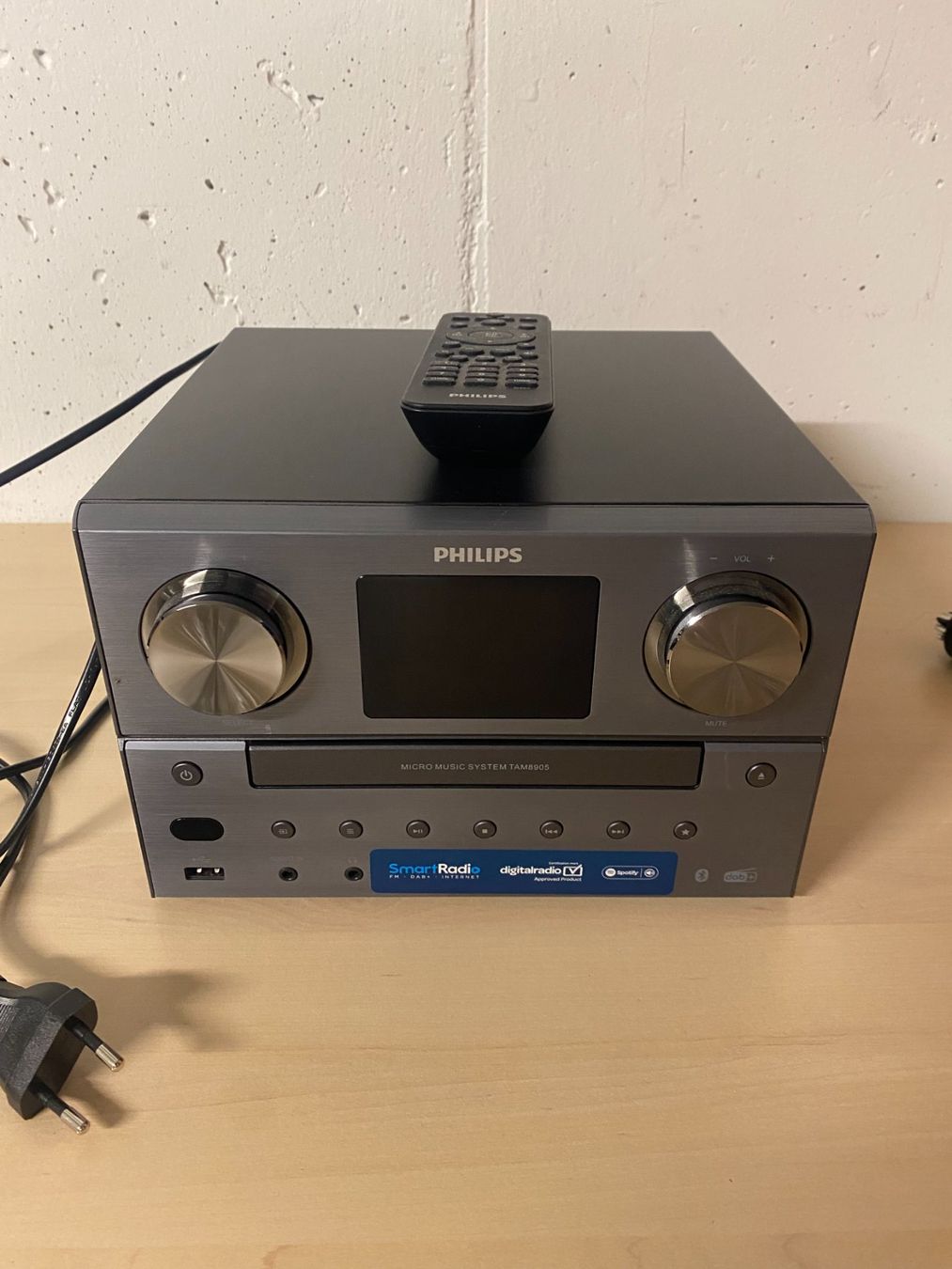 Philips Systèmes audio & multimédias: Philips Micro Music System TAM8905 - OHNE Boxen – D'occasion à Unterterzen par bac_287t