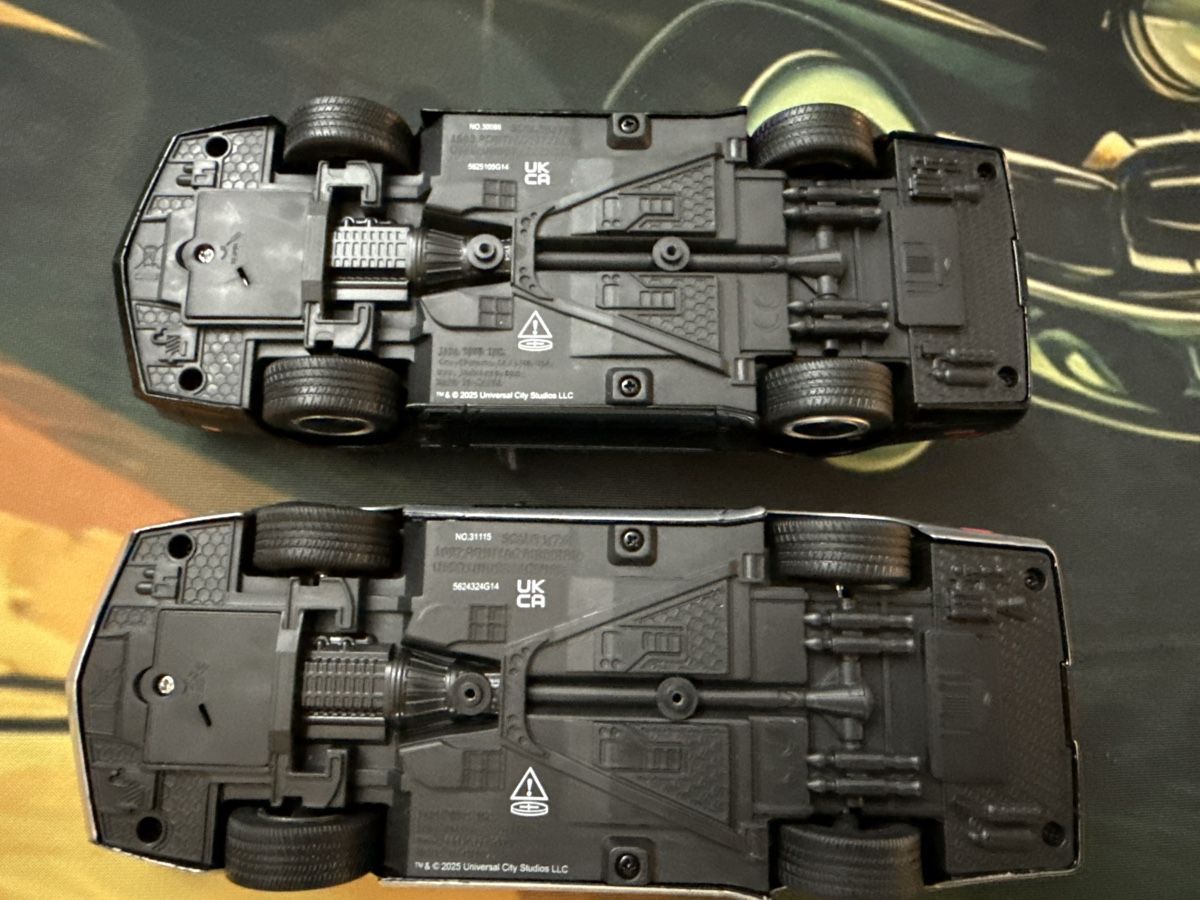 Pontiac Modellini d'auto: Knight Rider KITT  & KARR mit Licht – Nuovo (secondo la descrizione) da Basel venduto da Zomeg 3