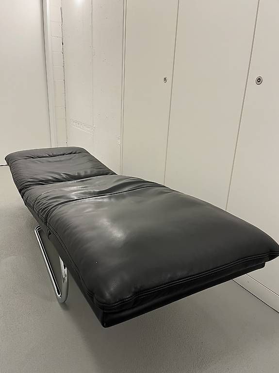 Liegen & Liegestühle: Lederliege (verstellbar) – Gebraucht aus Hinwil von Celine_2124 3