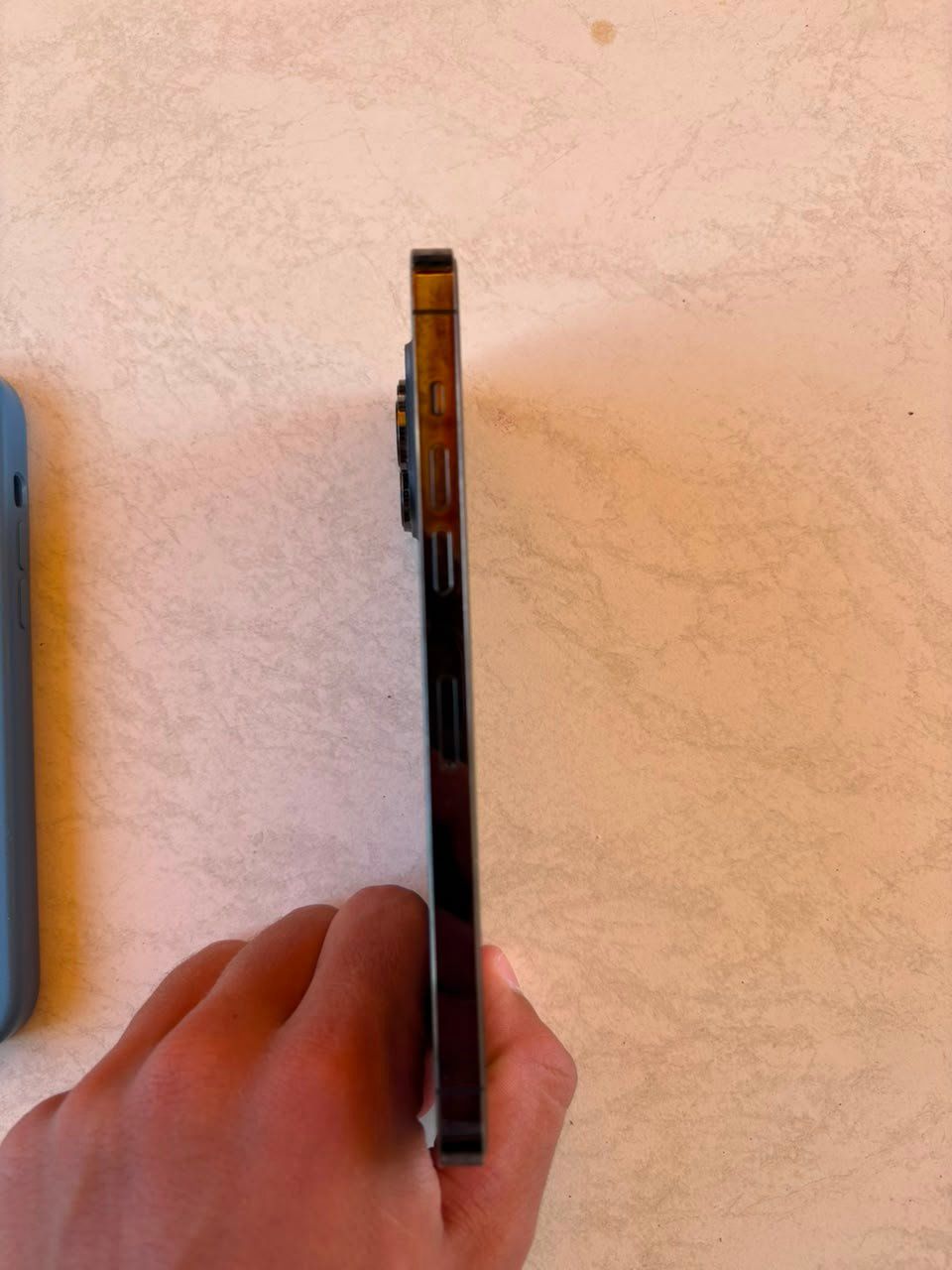 Apple Portables: iPhone 14 Pro Max Violet 256Go très bon etat – D'occasion à Brügg BE par batiko2 2