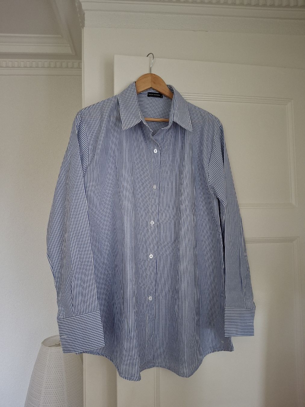 Camicette: Chemise rayée bleue et blanche L – Usato da Lausanne venduto da Cognitia