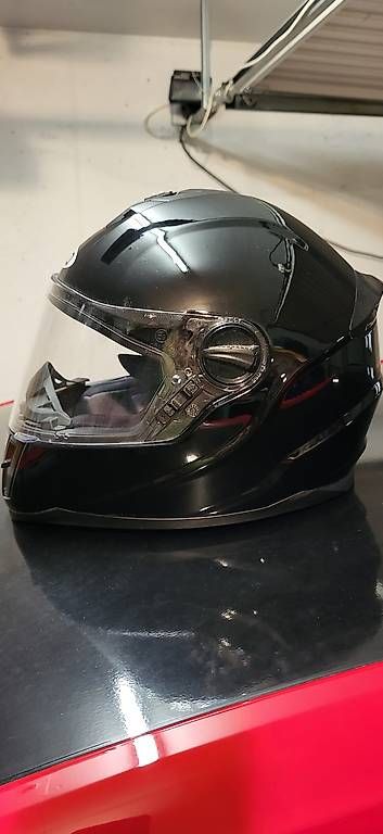 Caschi: A saisir,  casque neuf enfant  – Usato da Collombey venduto da spi_6wgt 3