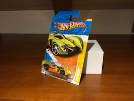 24 Ours 1/64 Hot Wheels 2011 HW New Models