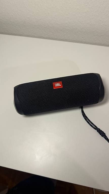 Haut-parleurs: Enceinte Bluetooth JBL Flip 5 noire – D'occasion à Genève par mou_56dz 1