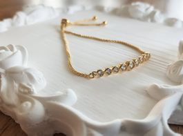 Elegantes, filigranes Goldarmband mit Zirkonia