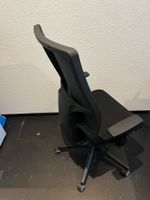 Bürostuhl / Drehstuhl schwarz mit Netzrücken