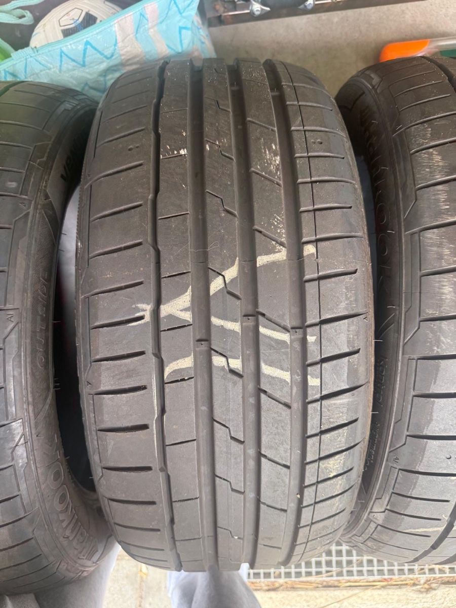 Pneus & Roues: Sommer Pneu Hankook 225 50 17 – D'occasion à Dättwil AG par Enzoguzzo 8