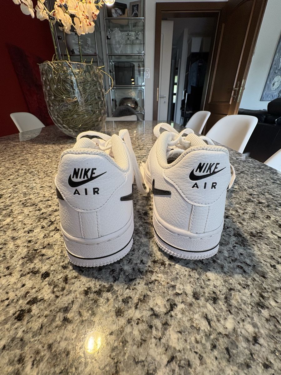 Nike Scarpe da uomo: Nike Air Force 1 Gr. 37.5 < Top Zustand – Nuovo (secondo la descrizione) da Wil SG venduto da Esbru 3