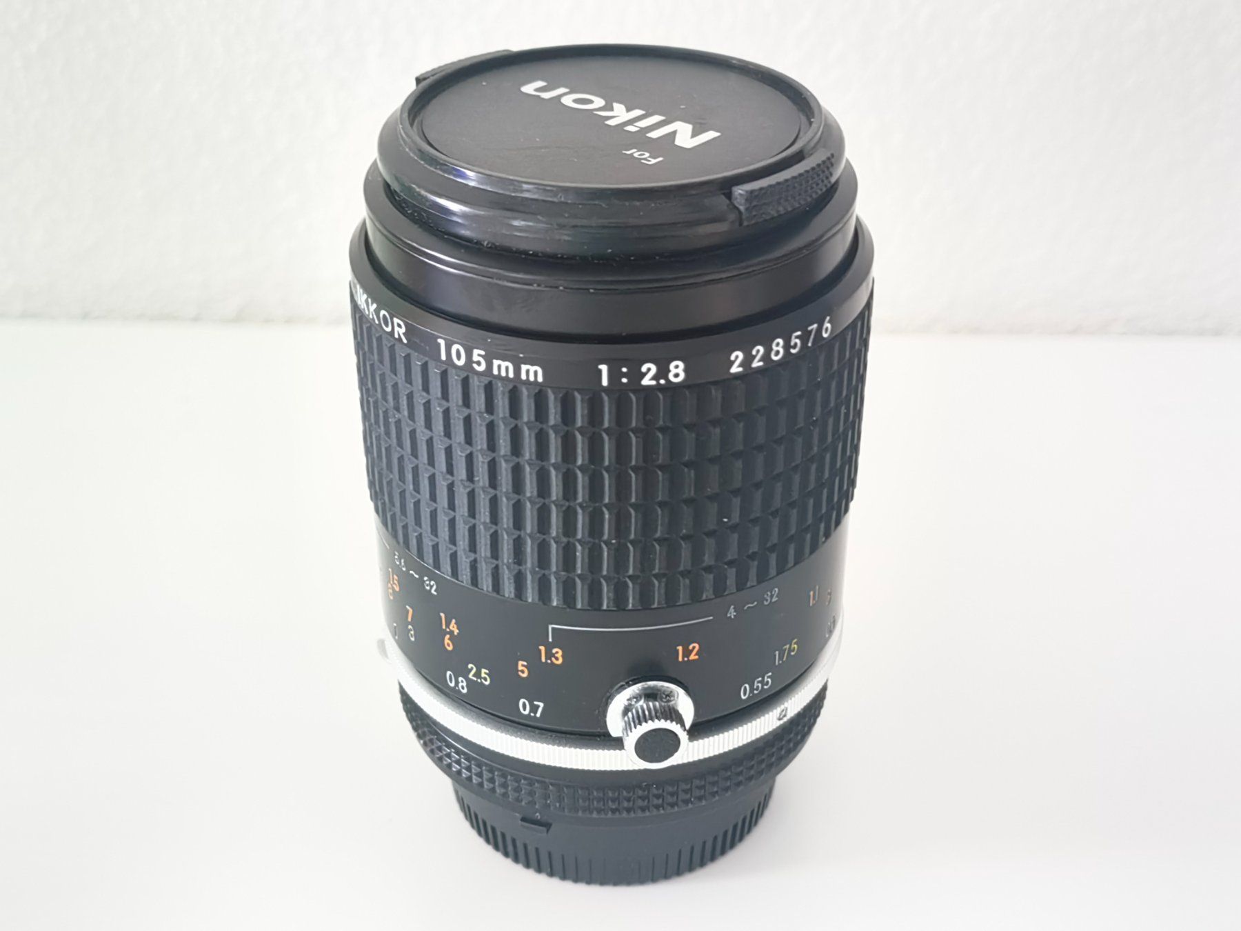 Nikkor Obiettivi: Nikkor Objectiv 105 mm f2.8 MF MICRO – Usato da Mols venduto da armanwalensee 1