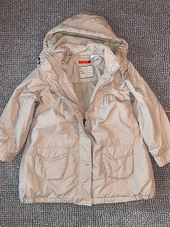 La Redoute Jacken & Mäntel: LaRedoute Mädchen Winterjacke 128 – Gebraucht aus Dottikon von cimar 1
